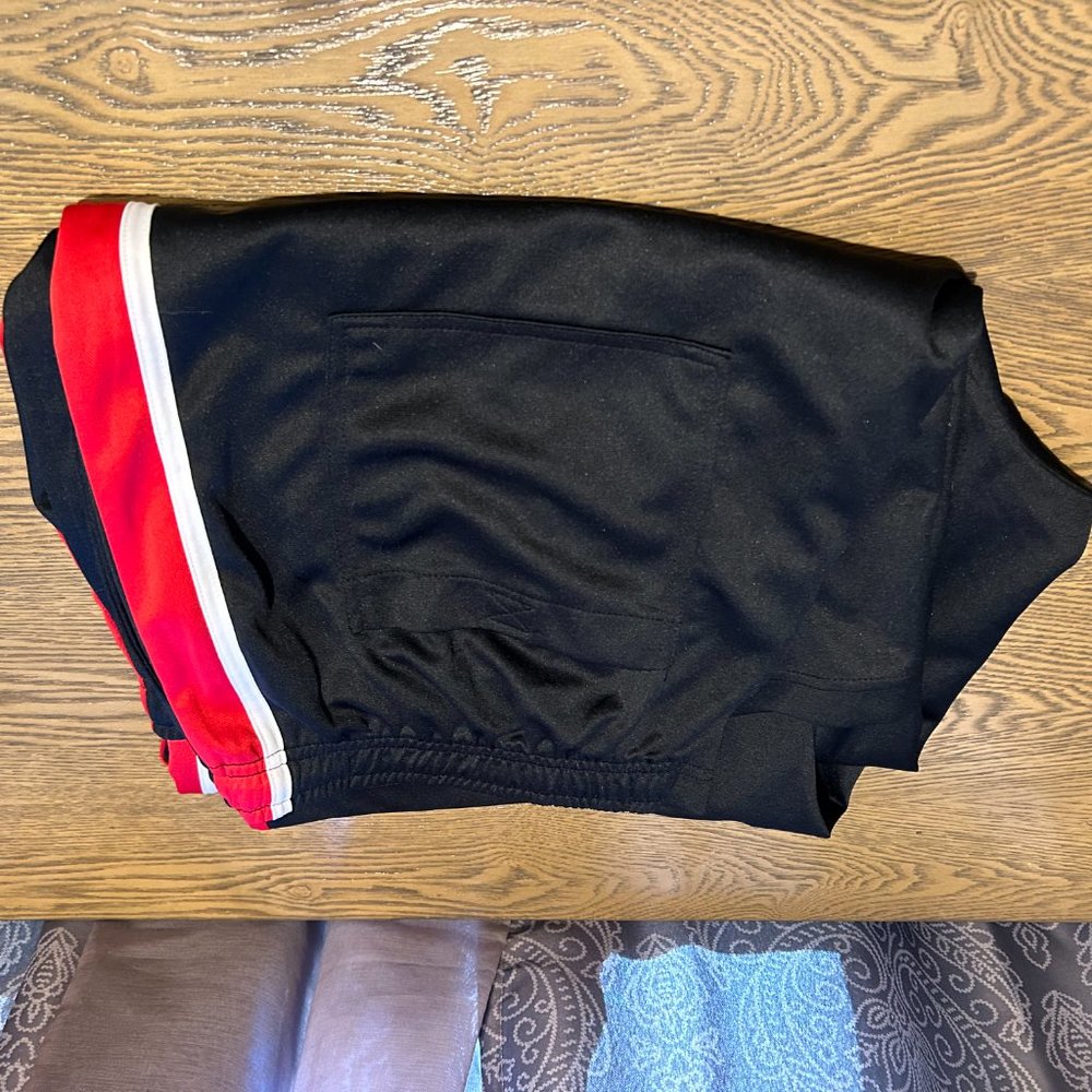 Men’s Pants - Picture 7 of 14